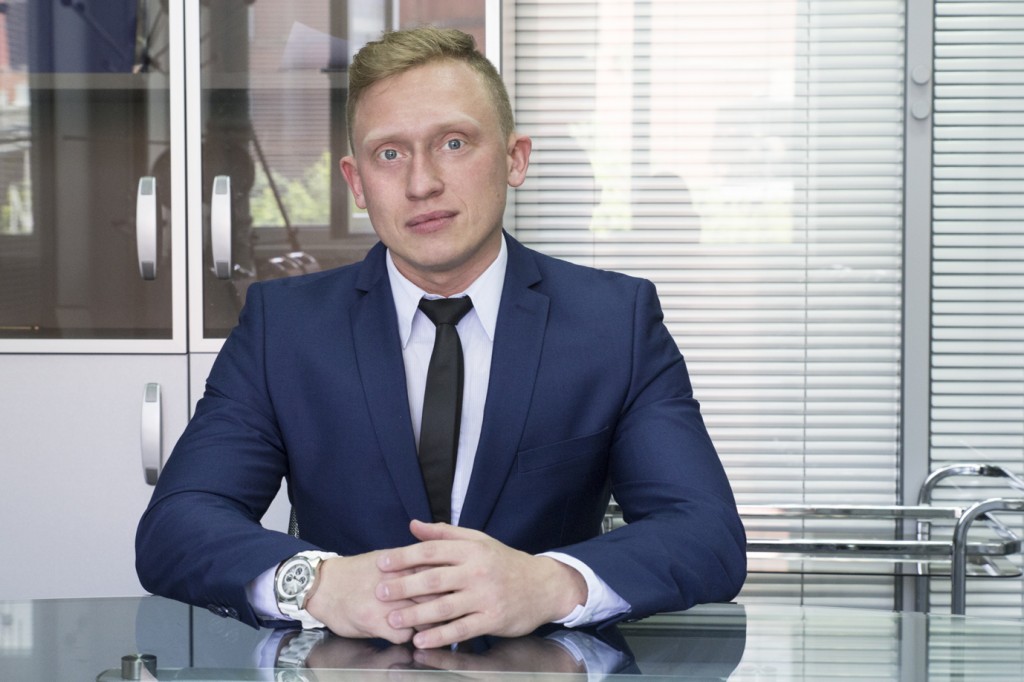 Фролов