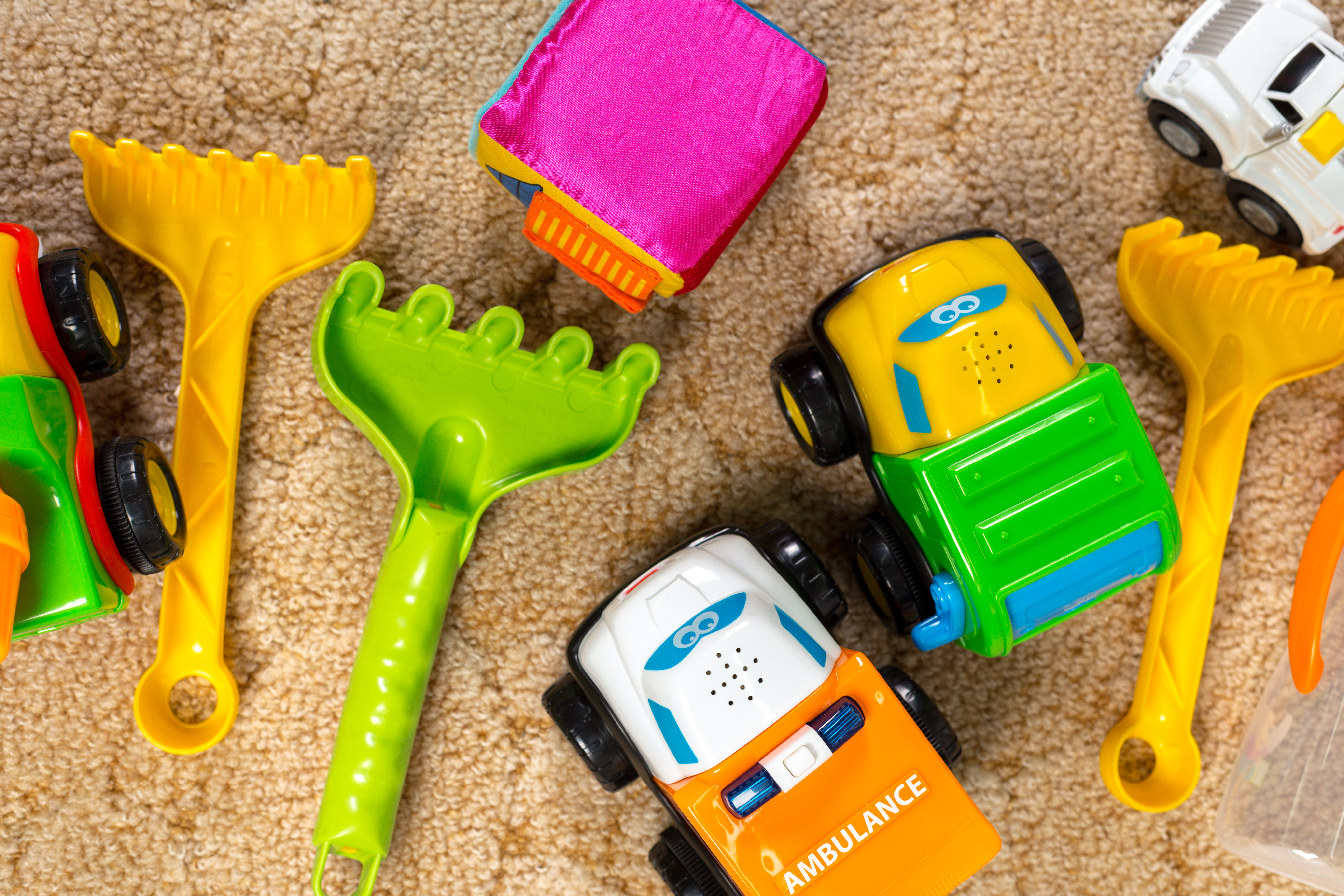 Сертификация игрушек для “Озон”